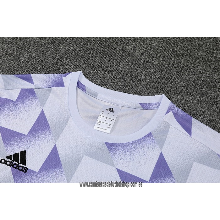 Chandal del Real Madrid 22-23 Manga Corta Blanco y Purpura - Pantalon Corto